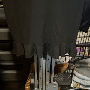 Beautiful black ruffle bottom summer blouse xtra large
